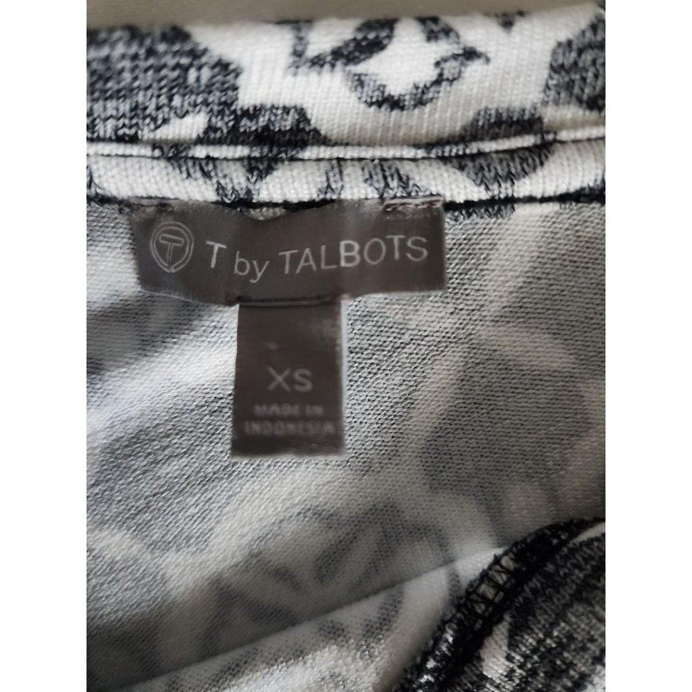 T By Talbots Women's Gray/White Tile Print Double V-Neck Terry Dress Size XS - Picture 6 of 10